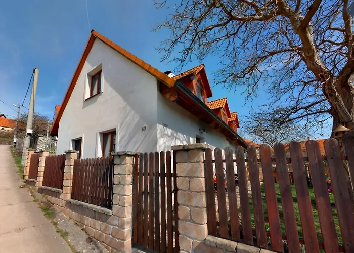 By Interhome Nyaraló