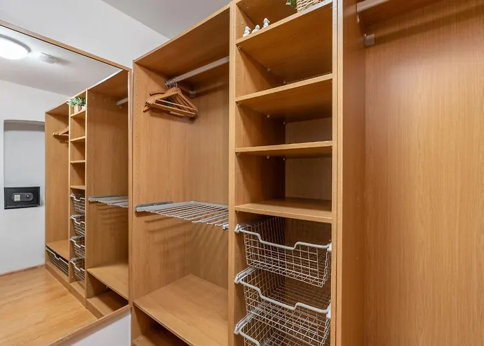 By Interhome * Svatá