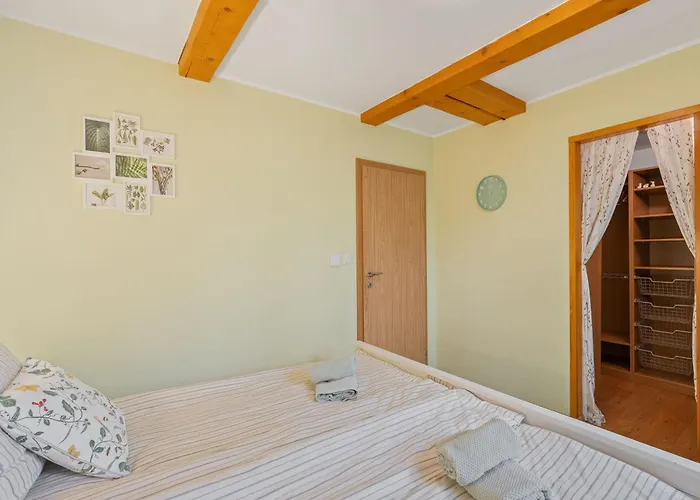 By Interhome * Svatá